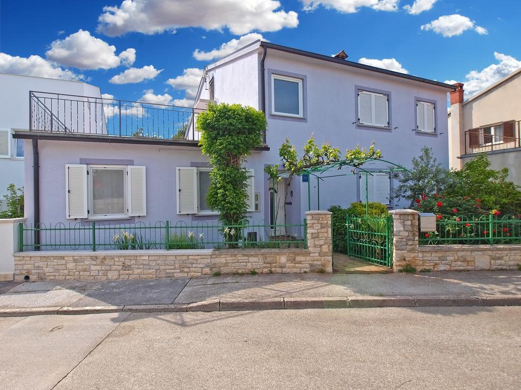 Apartments Branko 1348 Пула Екстериор снимка