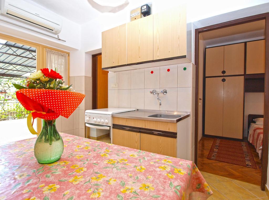 Apartments Branko 1348 Пула Екстериор снимка