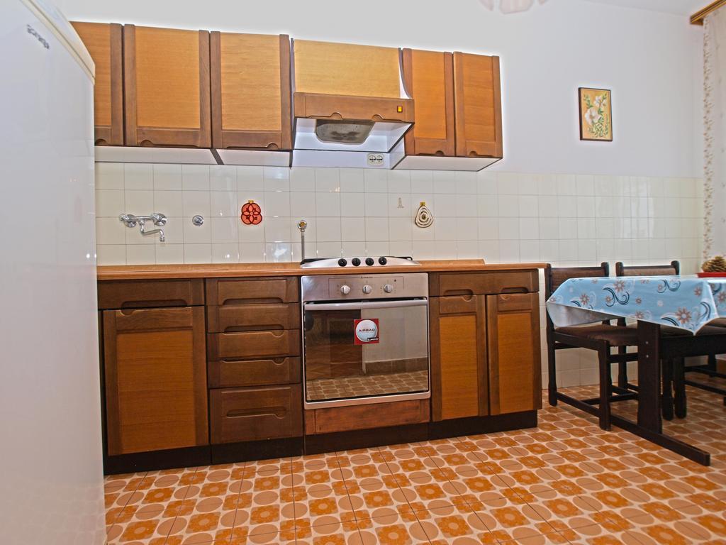 Apartments Branko 1348 Пула Екстериор снимка
