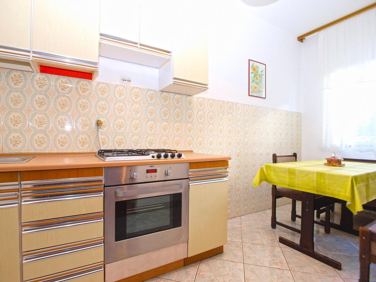 Apartments Branko 1348 Пула Екстериор снимка